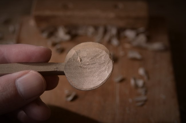 木のスプーンの頭分部の彫り方