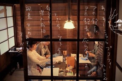 東京神楽坂で行われている宮下智吉さんの金継ぎ教室